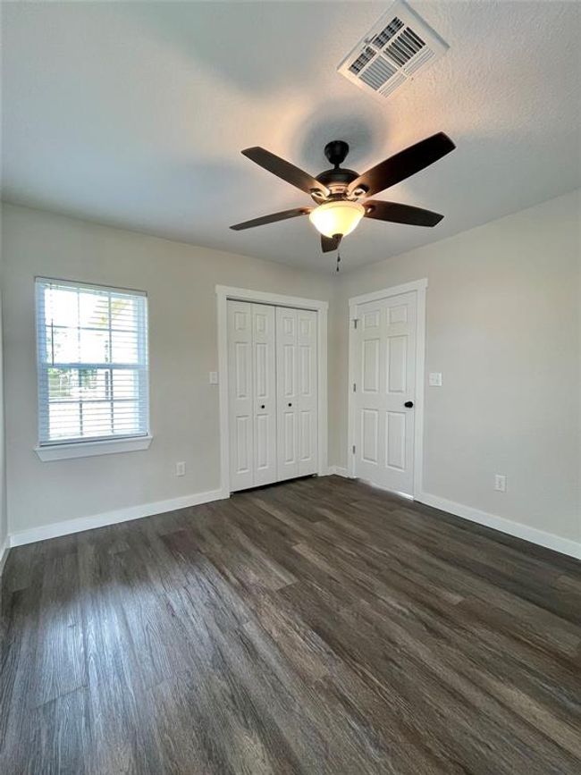 527 W 4 Th St, House other with 5 bedrooms, 3 bathrooms and null parking in Freeport TX | Image 21