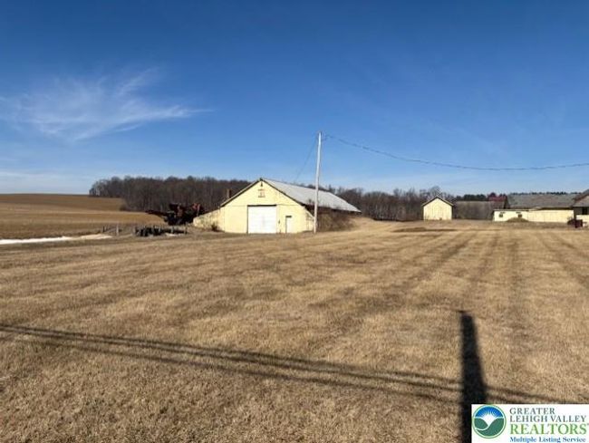 6341 Memorial Rd, House other with 3 bedrooms, 2 bathrooms and null parking in Germansville PA | Image 7