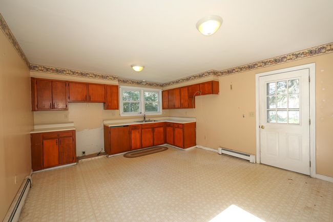 312 Pembroke St, Home with 0 bedrooms, 3 bathrooms and null parking in Pembroke NH | Image 5