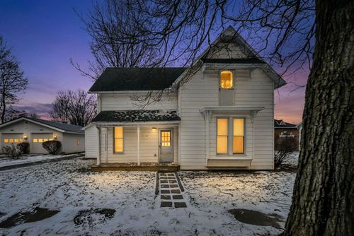 122 N Washington St, Mount Victory, OH, 43340-8926 | Card Image