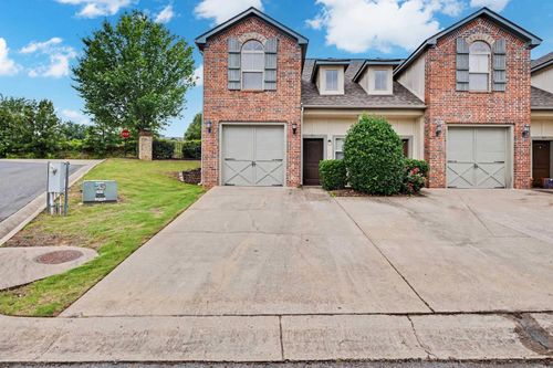 101 Venezia Ln, Maumelle, AR, 72113-7458 | Card Image
