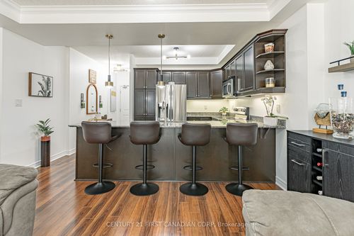 312-1030 Coronation Dr, London, ON, N6G0G5 | Card Image