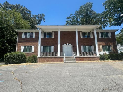 5511 Colonial Cir, Knoxville, TN, 37918-3912 | Card Image