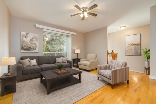 76 Doverglen Crescent Se, Calgary, AB, T2B2P6 | Card Image