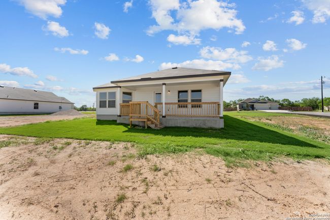 116 Cheyenne Dr, House other with 3 bedrooms, 2 bathrooms and null parking in Floresville TX | Image 32
