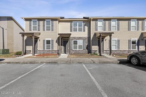 408 Sullivan Loop Rd, Midway Park, NC, 28544-0005 | Card Image