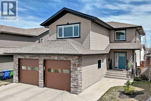 26 Lawson Close, Red Deer, AB, T4R0H4 | Card Image
