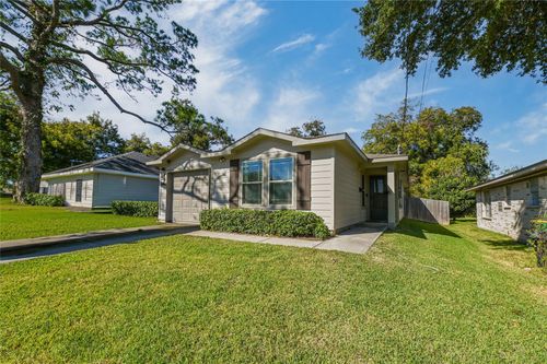 2026 Rosalee St, La Marque, TX, 77568-3754 | Card Image