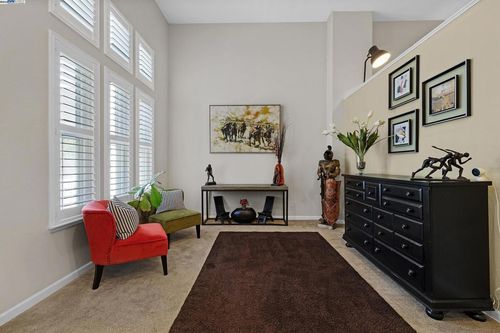 unit-3-200 Old Oak Ln, Hayward, CA, 94541-6272 | Card Image