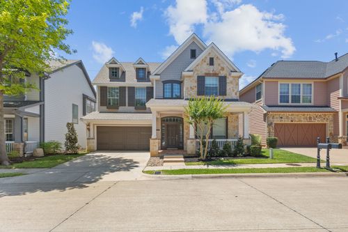 2223 Grizzly Run Ln, Euless, TX, 76039-6071 | Card Image