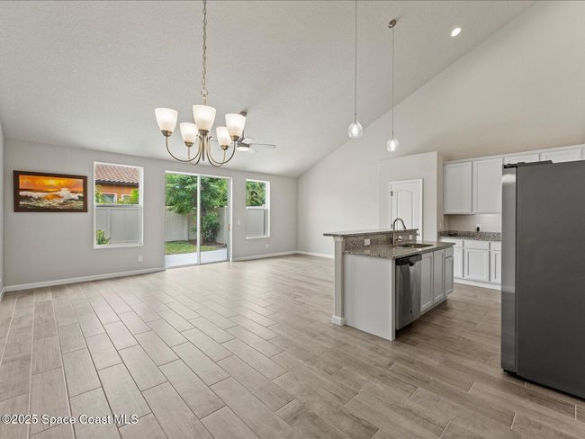 719 Simeon Dr, Townhouse with 3 bedrooms, 3 bathrooms and null parking in Satellite Beach FL | Image 5