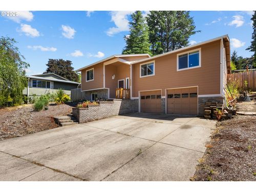 2050 Popcorn Ct Nw, Salem, OR, 97304-2801 | Card Image