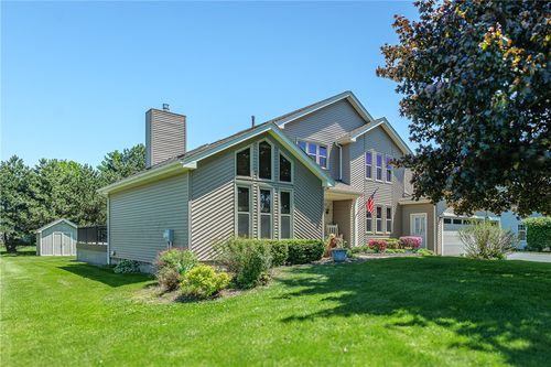 396 Pineville Ln, Webster, NY, 14580-9428 | Card Image