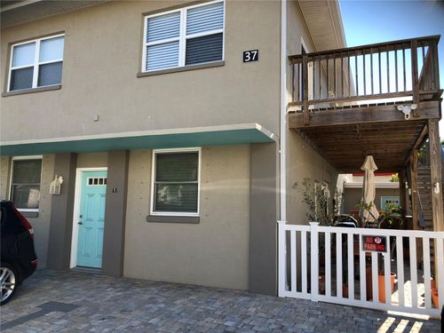 apt-4-37 144th Ave, Madeira Beach, FL, 33708-2186 | Card Image