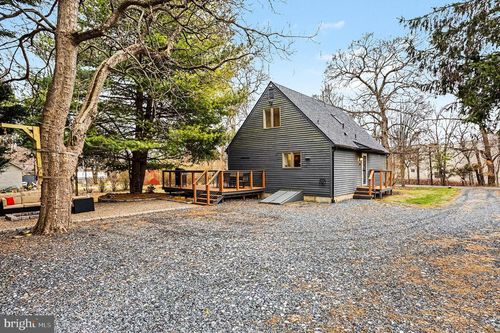 85 Railroad Ave, GLYNDON, MD, 21071-4227 | Card Image