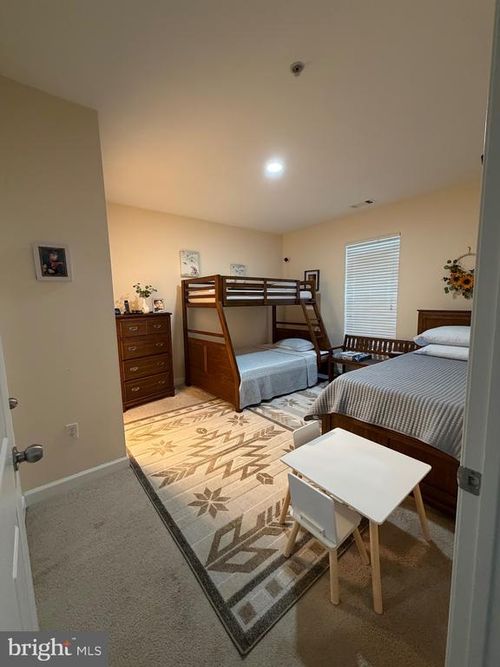 apt-151-501 Hungerford Dr, ROCKVILLE, MD, 20850-5156 | Card Image