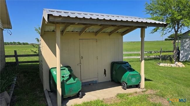 Chicken Coop | Image 46