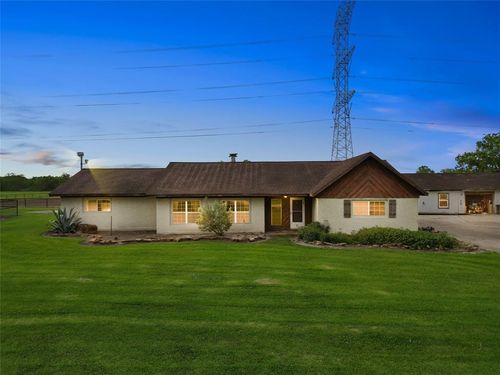 1816 County Road 936b, Alvin, TX, 77511-7739 | Card Image