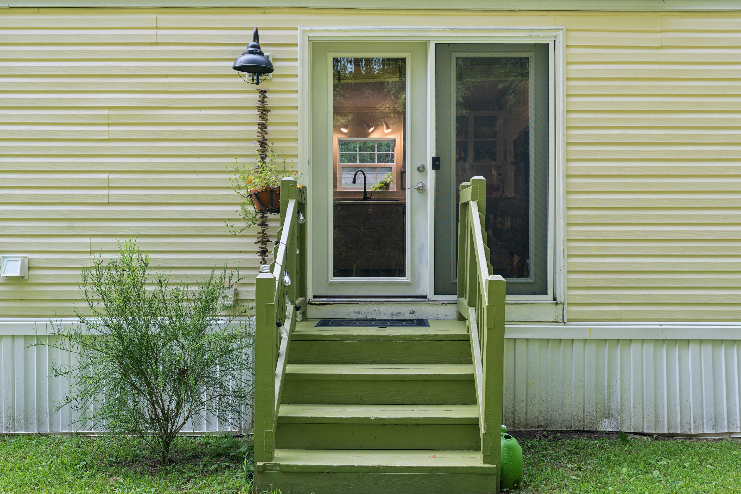 Dilios Dr, Brunswick, ME 04011
