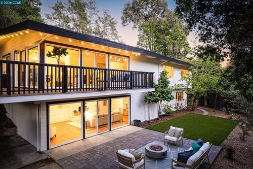 8 Westwood Ct, Orinda, CA, 94563-3113 | Card Image