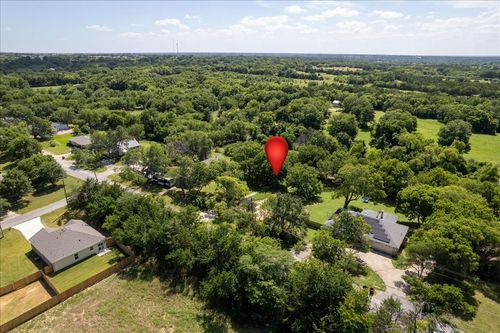 704 N Denison St, Bells, TX, 75414-3558 | Card Image