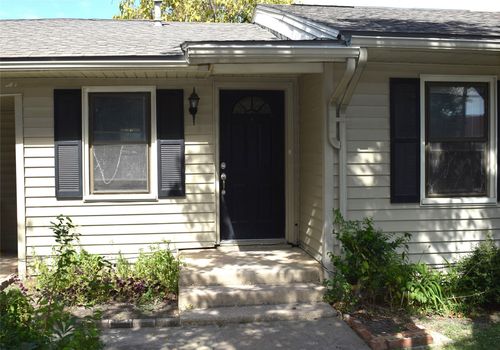 400 Kaye St, Coppell, TX, 75019-3910 | Card Image