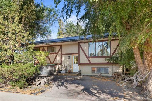 8 Cypress Way Se, Medicine Hat, AB, T1B1G7 | Card Image