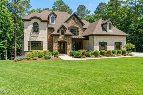 122 Essie Dr, Apex, NC, 27523-6729 | Card Image