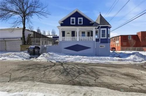 34 Savings St, Providence, RI, 02907-2040 | Card Image