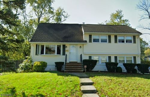 172 Rodney Ave, Somerset, NJ, 08873-1947 | Card Image