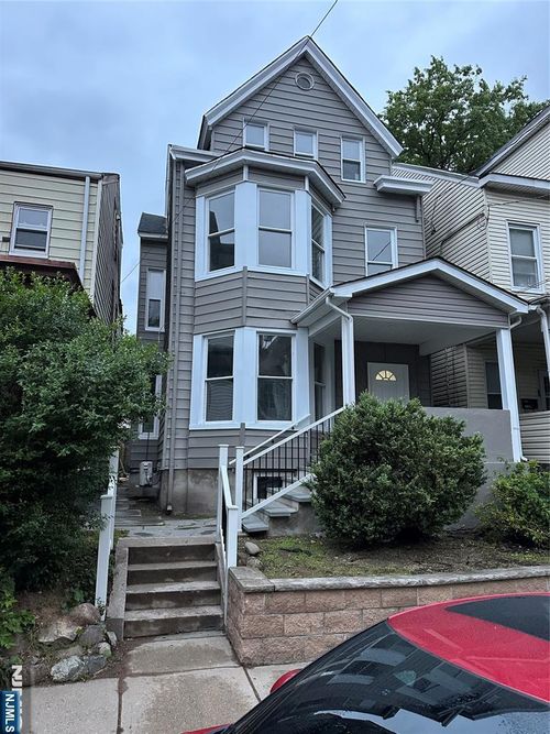 676 E 24th St, Paterson, NJ, 07504-1902 | Card Image