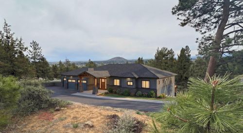 2850 Nw Lucus Ct, Bend, OR, 97703-5629 | Card Image