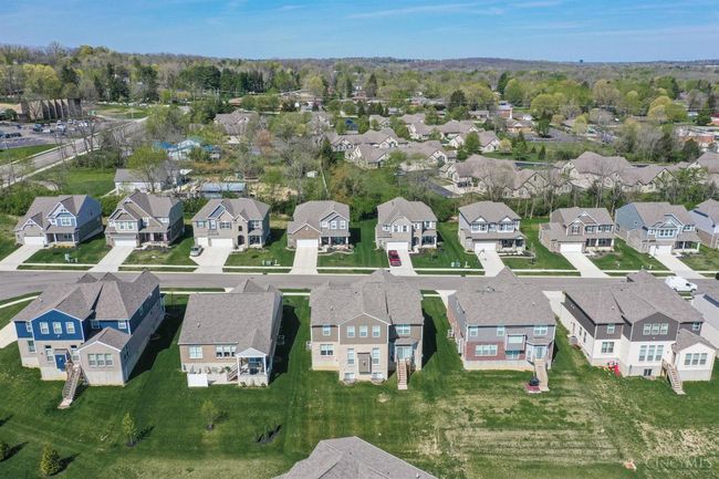 684 Newton Dr, House other with 4 bedrooms, 4 bathrooms and null parking in Beavercreek OH | Image 58