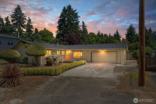 1016 S 203rd St, Des Moines, WA, 98198-4119 | Card Image