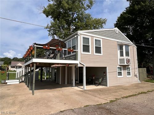 213 Oneal St, Belpre, OH, 45714-1743 | Card Image