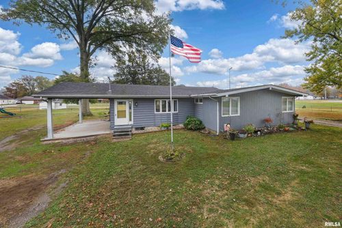 816 S Elm St, Sesser, IL, 62884-2029 | Card Image