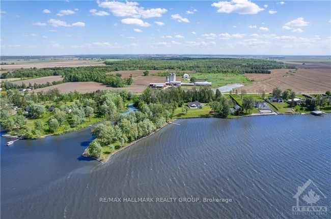 2570 Bay Rd, House other with 3 bedrooms, 2 bathrooms and 12 parking in L'orignal ON | Image 6