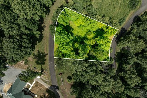 17 Lakeridge Dr, Butler, TN, 37640 | Card Image