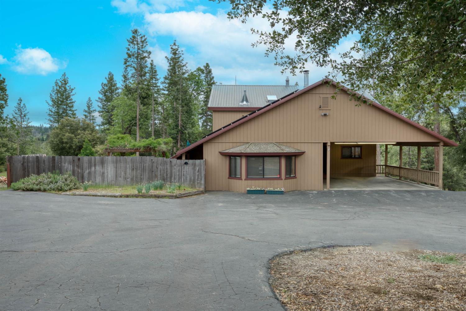 Residential in Auberry 2