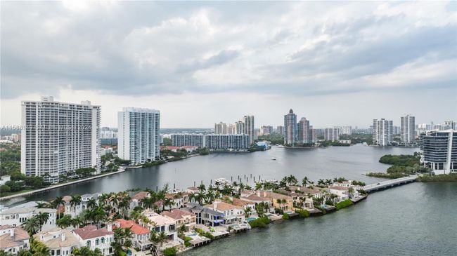 2101 - 6000 Island Blvd, Condo with 5 bedrooms, 5 bathrooms and null parking in Aventura FL | Image 32