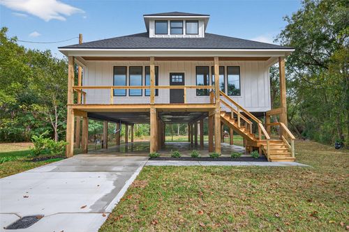 165 Thurman Ave, Bridge City, TX, 77611-4025 | Card Image