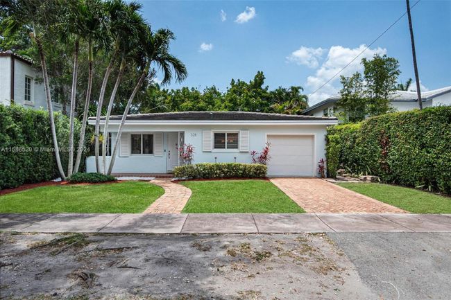 328 Alesio Ave, House other with 3 bedrooms, 2 bathrooms and null parking in Coral Gables FL | Image 3