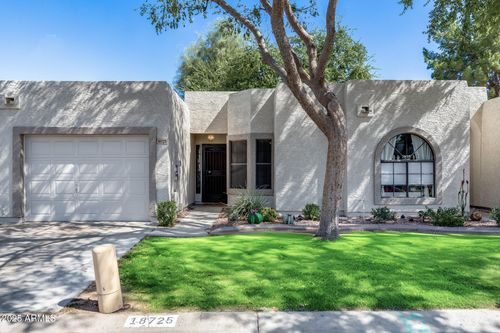 18725 N 92nd Dr, Peoria, AZ, 85382-3646 | Card Image