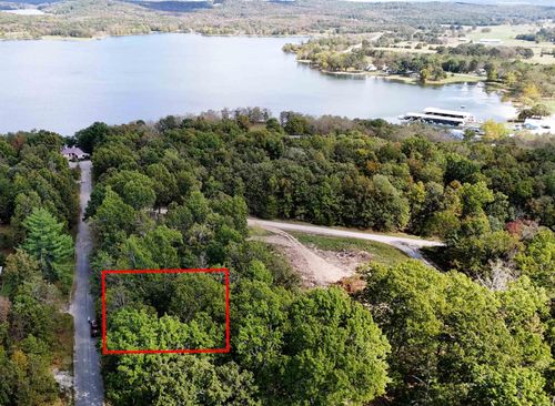 2504 Crescent Dr, Horseshoe Bend, AR, 72512-5576 | Card Image