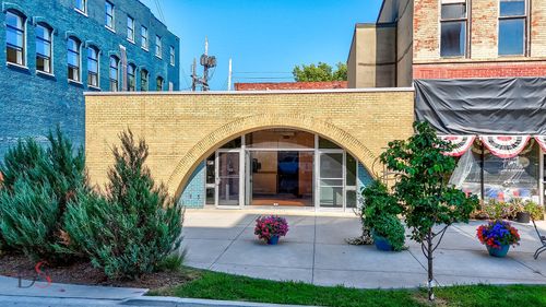 612 Court St, Ottawa, IL, 61350-2915 | Card Image