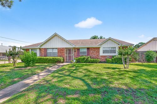 8022 Stroud Dr, Houston, TX, 77036-6458 | Card Image
