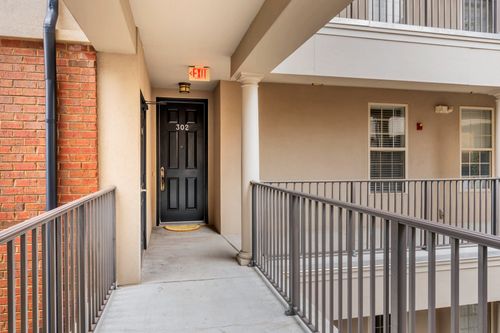apt-302-305 Seven Springs Way, Brentwood, TN, 37027-4980 | Card Image