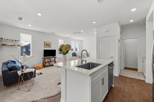 4276 S Montoya Paseo, Ontario, CA, 91762-7454 | Card Image