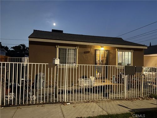5712 Fishburn Ave, Maywood, CA, 90270-2820 | Card Image