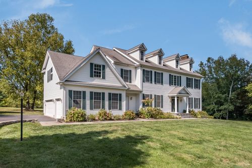 121R Stage Coach Rd, Durham, CT, 06422 | Card Image